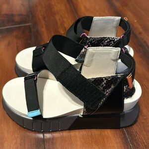 United Nude Delta Run Sandals Euro Size 37 or Size 6.5 - New